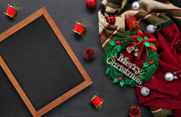 christmas decoration with hot coffee on black wooden background. flat lay. copy space for text. - Fotografie, Obrázek