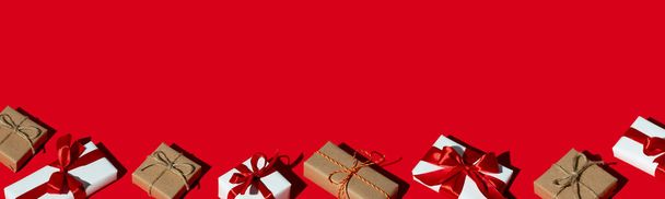 red festive background holiday sale gift pattern - Fotografie, Obrázek