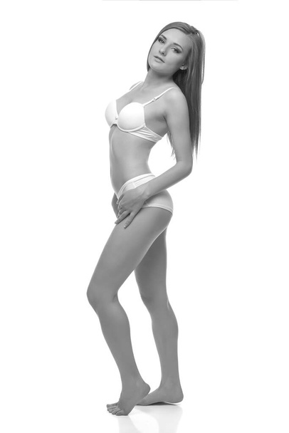 молода струнка жінка в нижній білизні з красивим тілом
 - Фото, зображення