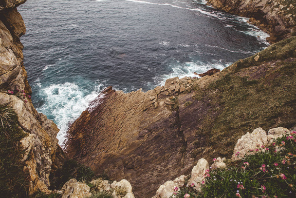 A high angle shot of the blue sea and the coast - Φωτογραφία, εικόνα