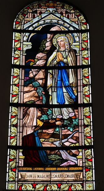 Вікно вітражі в соборі Люксембургу - Фото, зображення