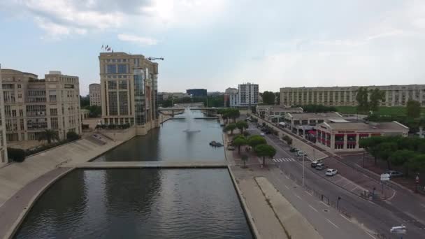 Ayuntamiento de Montpellier edificio administrativo frente al río Lez Aérea - Imágenes, Vídeo