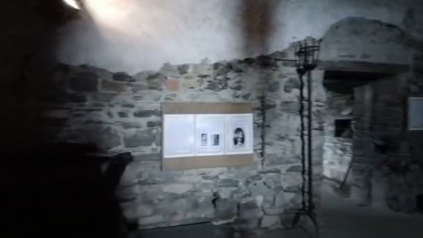 Parma bardi keskiaikainen linna sisätilojen kidutushuone. Laadukas 4k kuvamateriaalia - Materiaali, video