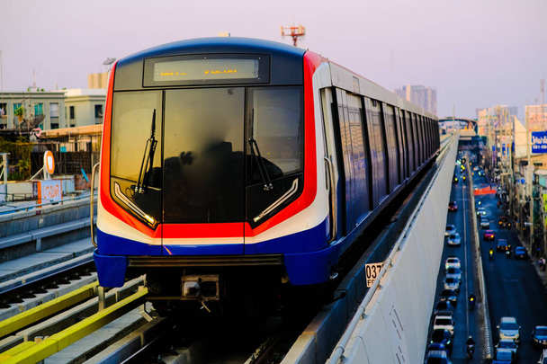 BTS skytrsain infrastructure de transport urbain de Bangkok Thaïlande - Photo, image