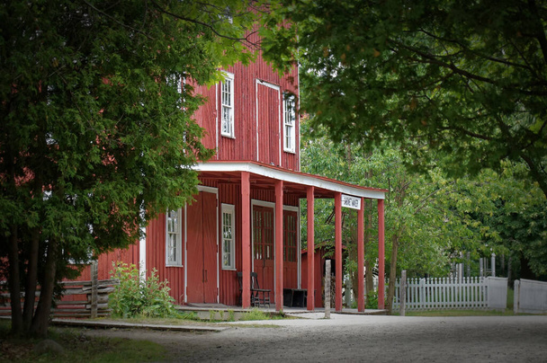 TORONTO, CANADA - 06 21 2016: Part of exposition of Black Creek Pioneer Village, open-air heritage museum in Toronto, which recreates life in 19th-century Ontario with over forty 19th century buildings. - Φωτογραφία, εικόνα