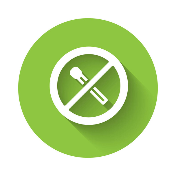White No fire match icon isolated with long shadow. No open flame. Burning match crossed in circle. Green circle button. Vector. - Vector, Image