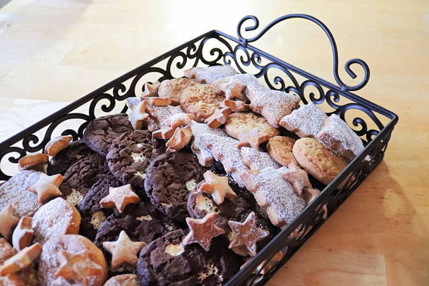 A side view of cookies in a wire tray - Photo, Image