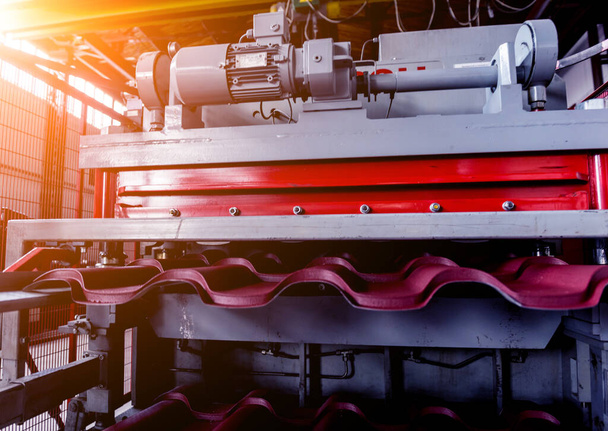 Metal sheet forming machine at the modern metalwork factory. - Valokuva, kuva