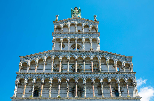 Lucca, Italy, upward view of the facade  of San Michele in Foro church - Фото, изображение