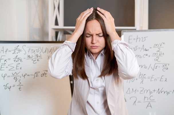 frustrated woman lost opportunities hard tasks - Foto, Imagem