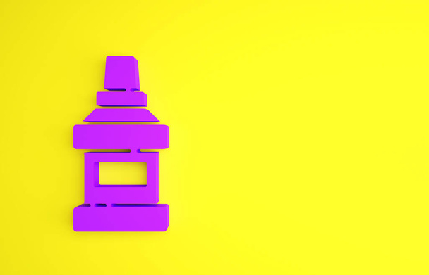 Fioletowy płyn do płukania ust plastikowa ikona butelki izolowana na żółtym tle. Płyn do płukania ust. Sprzęt do pielęgnacji jamy ustnej. Koncepcja minimalizmu. Ilustracja 3D 3D renderowania. - Zdjęcie, obraz