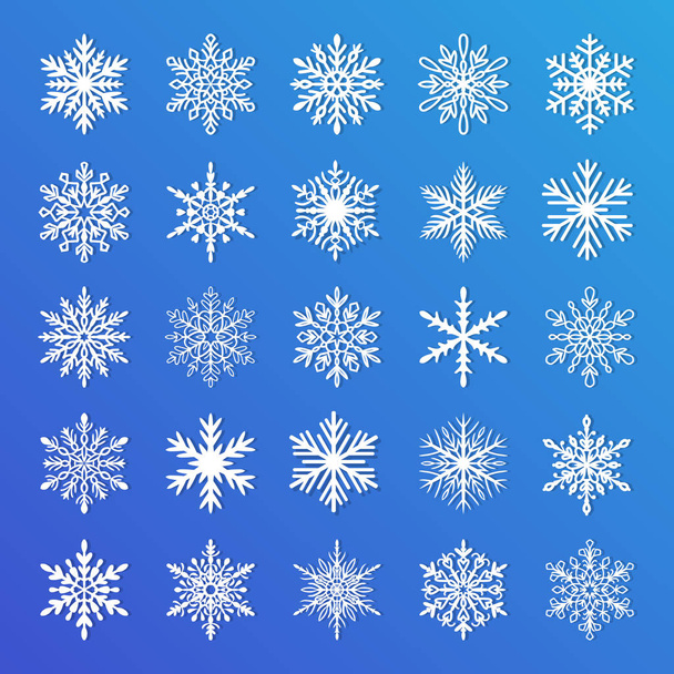Mavi arka planda sevimli kar tanesi koleksiyonu. Düz kar ikonları, kar taneleri silueti. Noel afişi için güzel bir unsur, kartlar. Yeni yıl süsü. Organik ve geometrik kar taneleri seti - Vektör, Görsel