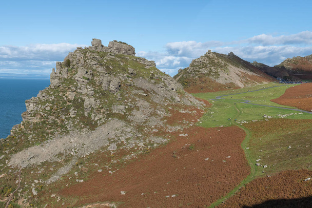 Landschapsfoto van de vallei van de rotsen in Exmoor National Park - Foto, afbeelding