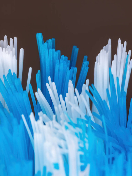 Poils de brosse à dents en vue macro avec mise au point sélective - Photo, image