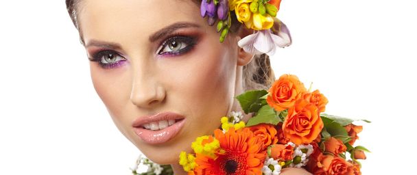 Woman dressed in spring flowers - Photo, Image