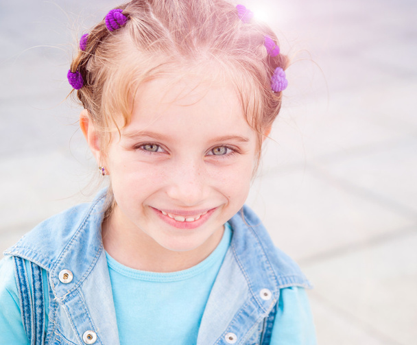 Portrait of a happy little cute girl - Foto, immagini