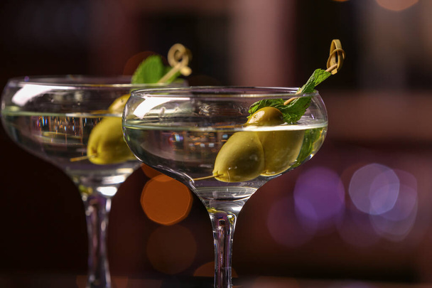 Glasses of fresh martini in pub, closeup - Foto, Imagem