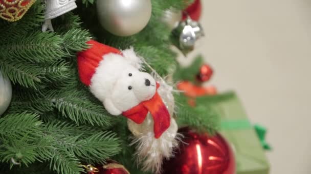 Χριστουγεννιάτικο παιχνίδι αρκουδάκι - Πλάνα, βίντεο
