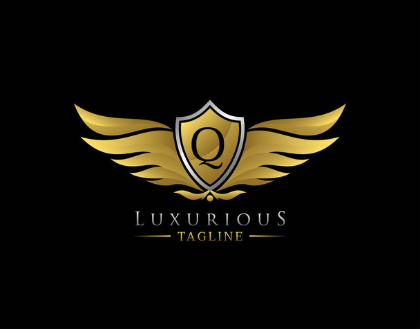 Логотип Luxury Wings с буквой Q. Дизайн значка Elegant Gold Shield для Royalty, Letter Stamp, Boutique, Hotel, Heraldic, Jewelry, Automotive. - Фото, изображение