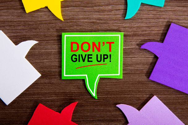 Don 't give up - Do It, konzeptionelles Bild in einer motivierenden Botschaft. - Foto, Bild