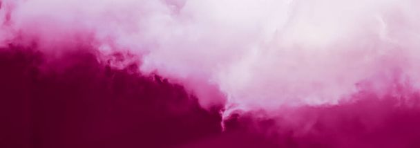 Fantasy and dreamy pink sky, spiritual and nature background - Foto, afbeelding
