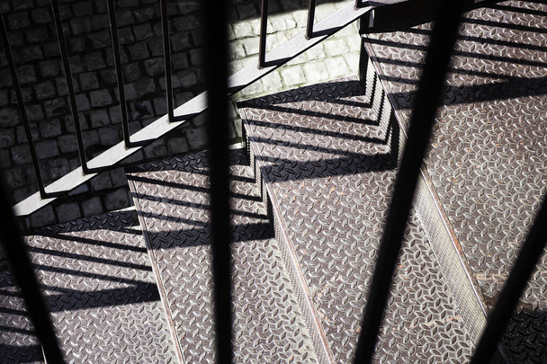 Escalier dans un bâtiment moderne, photo de la réserve - Photo, image