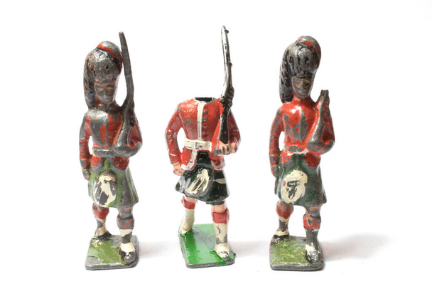 Коллекция свинцовых винтажных игрушечных солдат - Фото, изображение