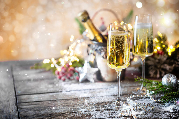 Christmas champagne glasses - Fotografie, Obrázek