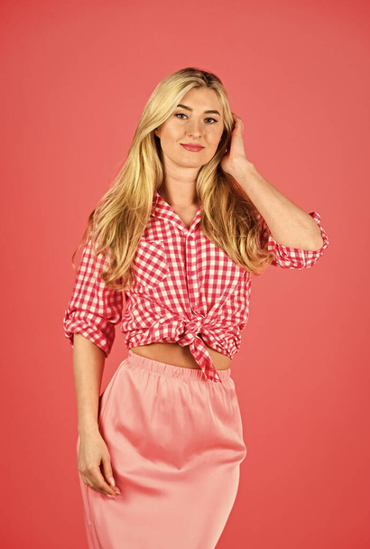life in pink color. beauty and fashion. sexy blonde wear vintage clothes. retro woman with makeup. beautiful girl has long luch hair. attractive blonde female. glamour style - Фото, изображение