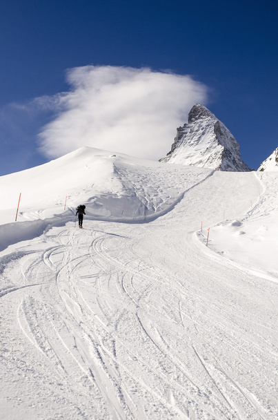 jazda na nartach w Szwajcarii - Zdjęcie, obraz