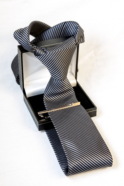 kutusunda küçük gri kravat - Fotoğraf, Görsel