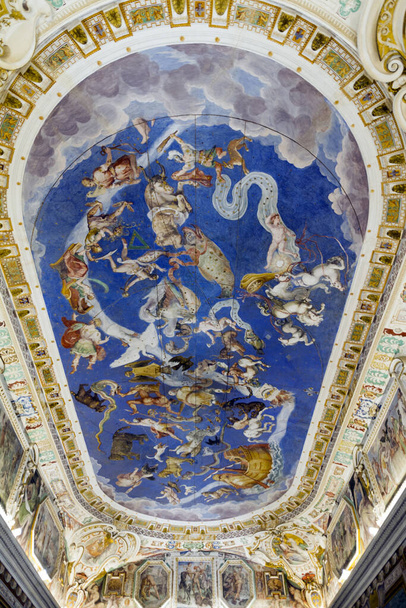 A vertical shot of the Fresco of constellations in Farnese Palace, Italy - 写真・画像