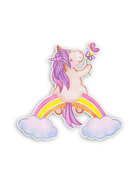 Watercolor isolado desenho ilustração de um desenho animado bonito cavalo pônei unicórnio sentado em um arco-íris com nuvens, segurando uma flor com uma borboleta em sua pata.. - Foto, Imagem