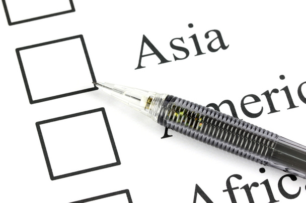 μηχανικό μολύβι σημείο να Ασία κείμενο του πλαισίου ελέγχου. - Φωτογραφία, εικόνα