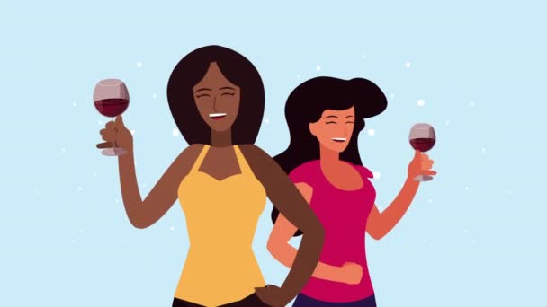 naiset paahtaminen viini kupit merkkiä - Materiaali, video