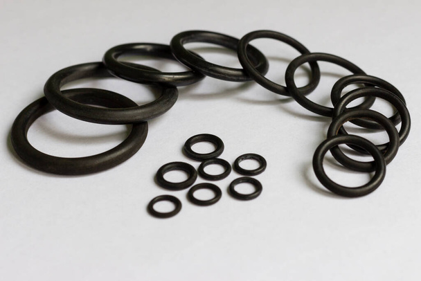 A set of rubber O-rings used for sealing in hydraulic and pneumatic mechanisms. - Photo, Image