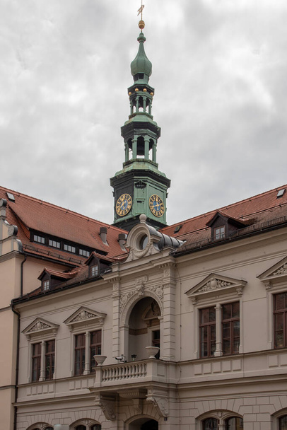 Vista de edificios históricos, iglesias y ayuntamiento de la ciudad de Pirna, Sajonia, Alemania - Foto, Imagen