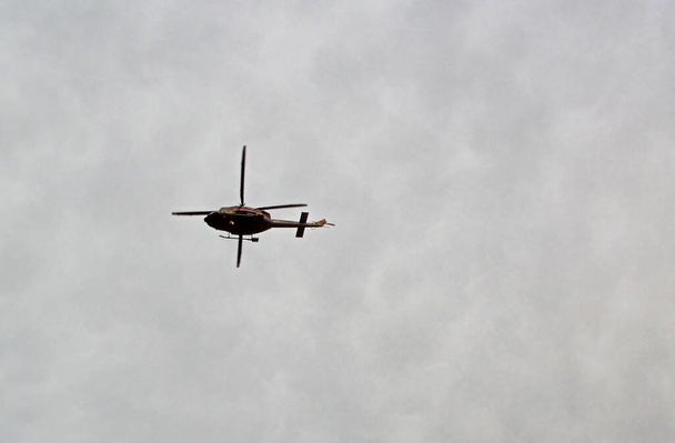 Hubschrauber Notarzt Intensiv Transport, D-HHUU - Foto, Bild