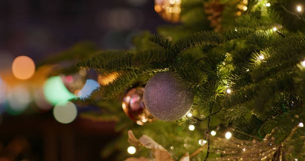 Christmas tree decoration at night - Foto, imagen