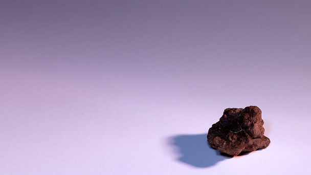 Fragment kamenitého meteoritu - zasažen v poušti Sahara - Fotografie, Obrázek