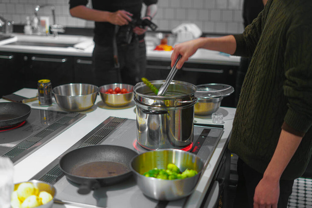 Cooking scene of cooking classes - Photo, Image