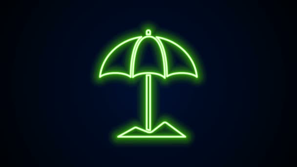 Светящийся неоновая линия Солнца защитный зонтик для пляжа значок изолирован на черном фоне. Большой зонтик для наружного пространства. Пляжный зонтик. Видеографическая анимация 4K - Кадры, видео