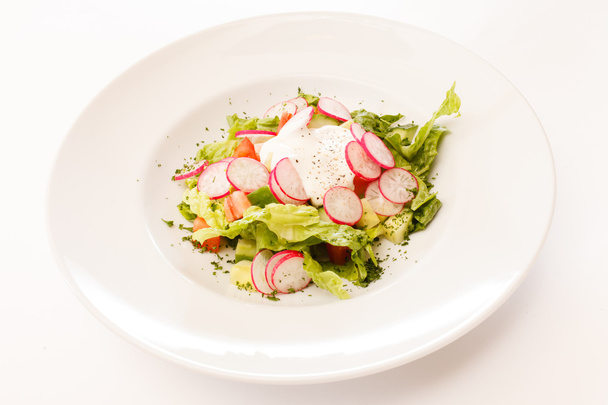 Salad with radish - Fotoğraf, Görsel