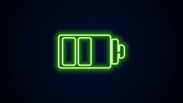 Ragyogó neon vonal Akkumulátor töltés szint jelző ikon elszigetelt fekete háttér. 4K Videó mozgás grafikus animáció - Felvétel, videó