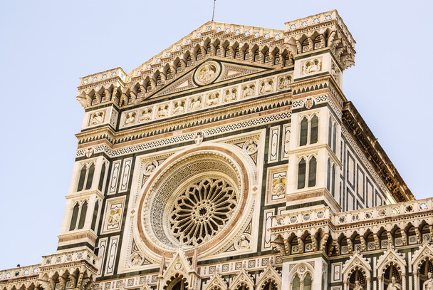 fasada bazyliki Najświętszej Maryi Panny kwiat we Florencji - Zdjęcie, obraz