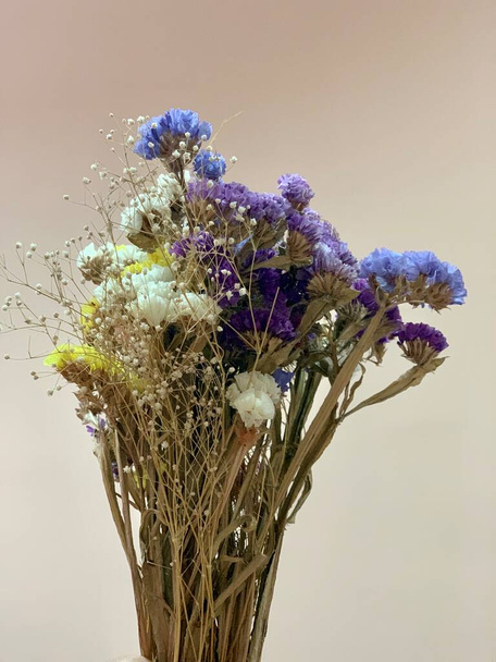 μπουκέτο από αποξηραμένα λουλούδια - Φωτογραφία, εικόνα