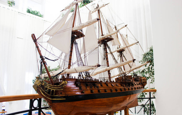  Model plachetnice v muzeu současného umění - Fotografie, Obrázek