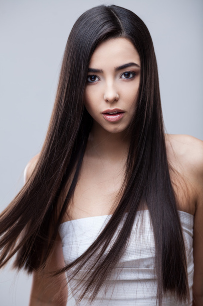 Beautiful Brunette Girl with Healthy Long Hair - Фото, изображение