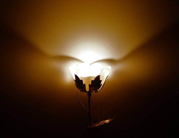 Όμορφα ρομαντικά κεριά, του Αγίου Βαλεντίνου - Φωτογραφία, εικόνα