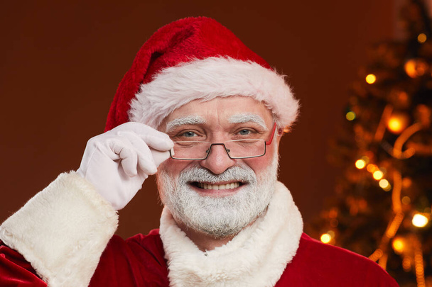Santa in Santa hat - Foto, afbeelding